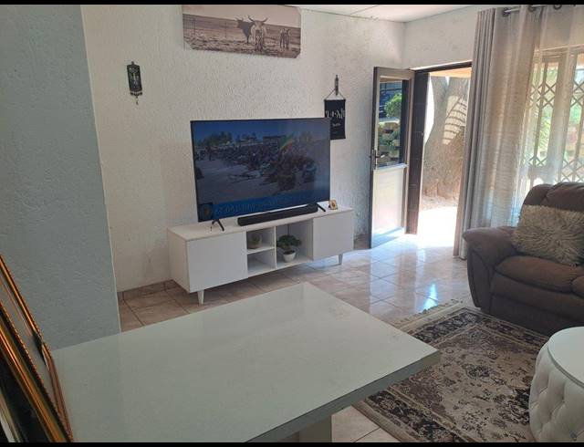 1 BEDROOM TOWNHOUSE FOR SALE IN BRUMA
